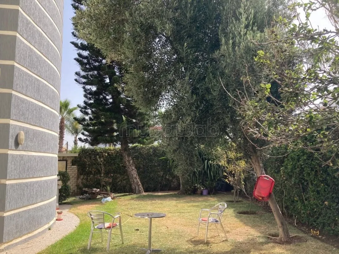 Villa Spacieuse à Louer – Bouskoura Centre - بوسكورة (2)