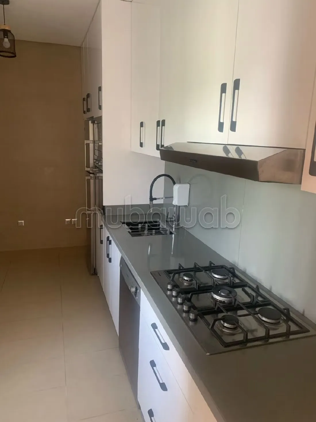 Belle villa à louer à prestigia bouskoura vide - بوسكورة (3)
