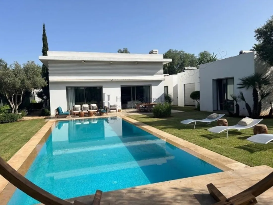 Villa 4 ch. Meublée 1500m² – piscine – résidence - بوسكورة