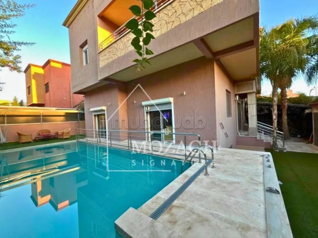 Belle villa meublée avec piscine privée à Targa - مراكش