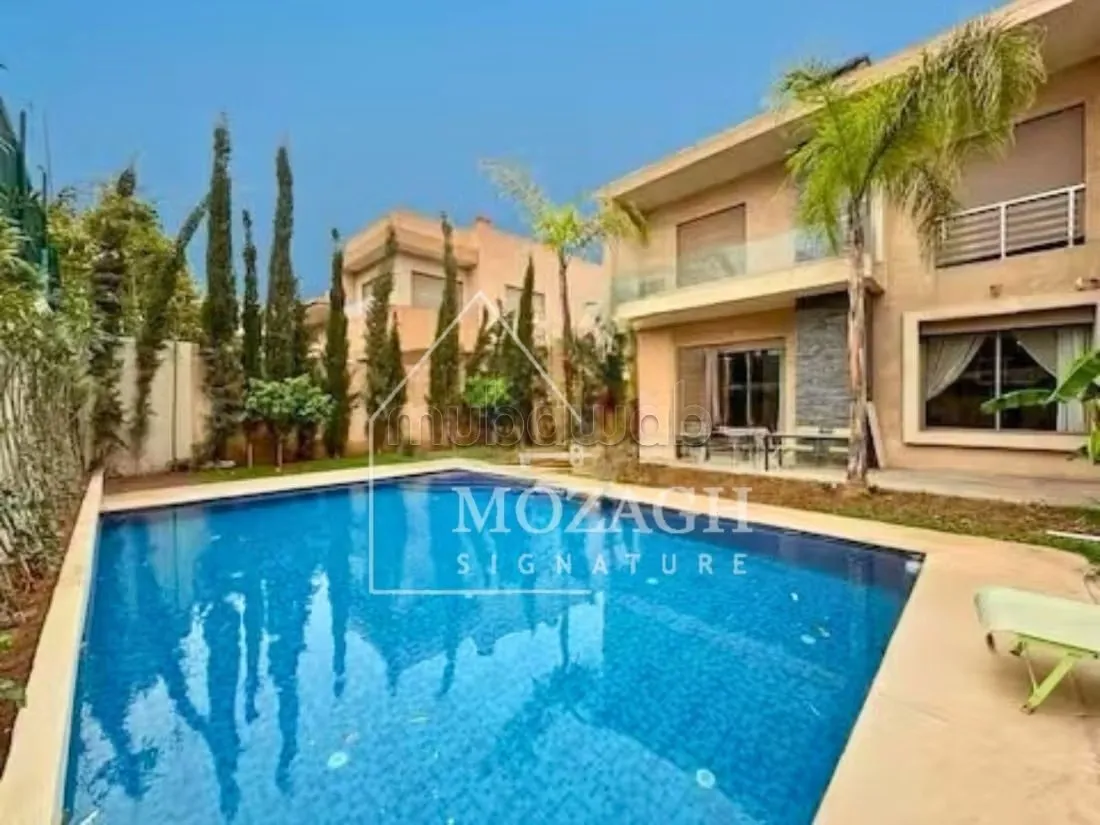 Spacieuse villa avec piscine privée à Targa - مراكش