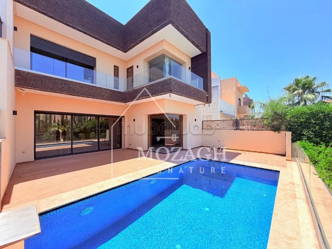 Splendide villa avec piscine privée sur résidence - مراكش
