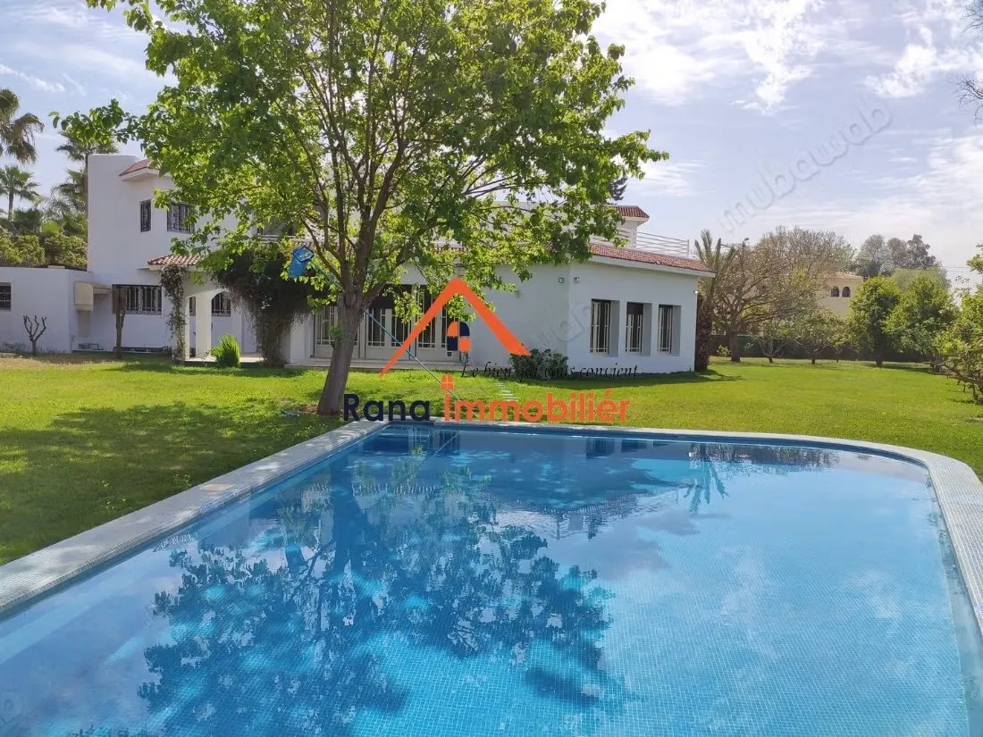 Villa à louer sur Souissi - الرباط (2)