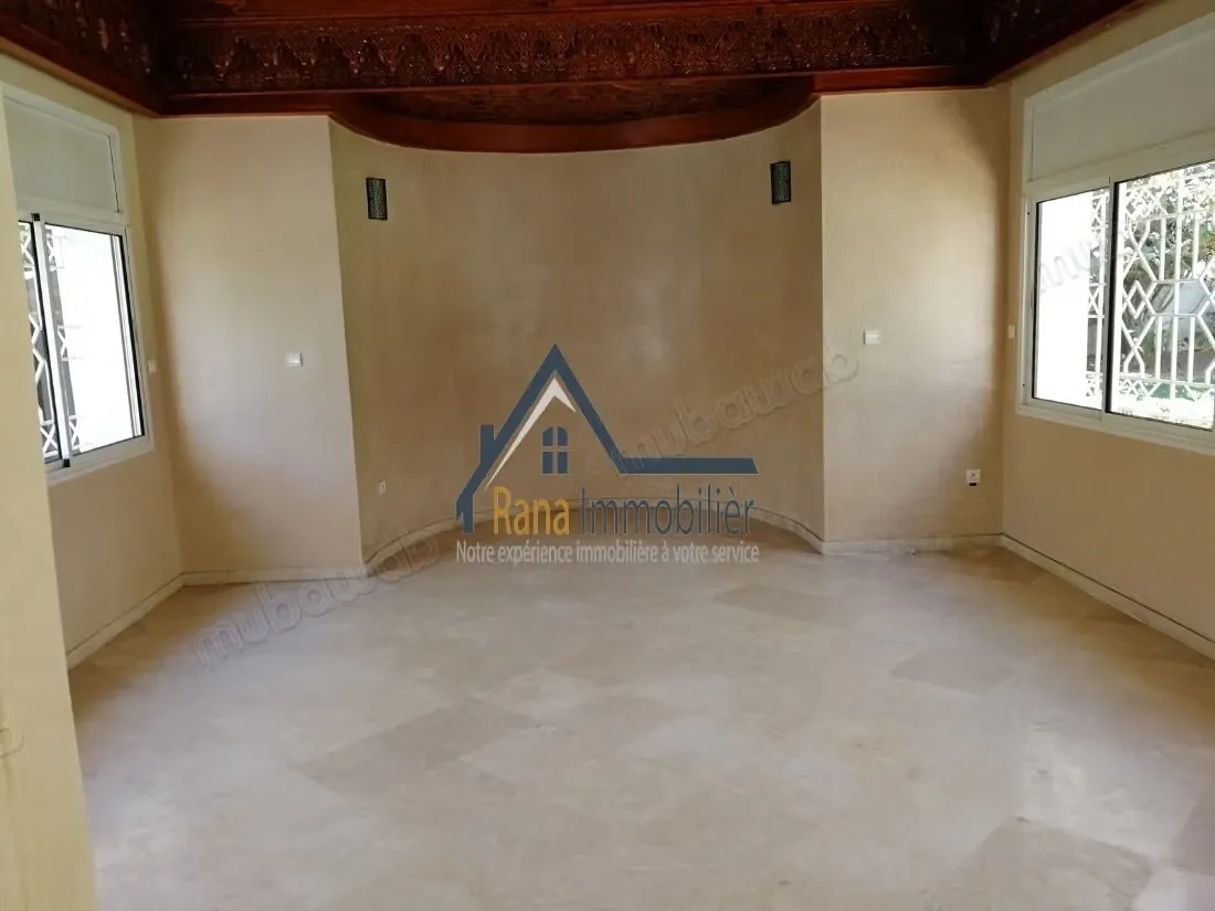 Villa à louer sur Souissi - الرباط (2)