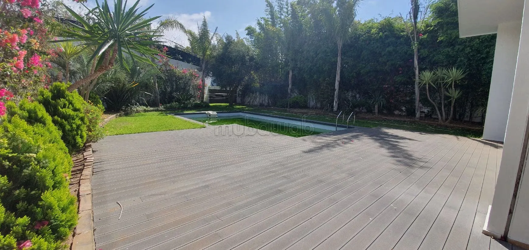 Location villa moderne à Ain Diab - الدار البيضاء (2)