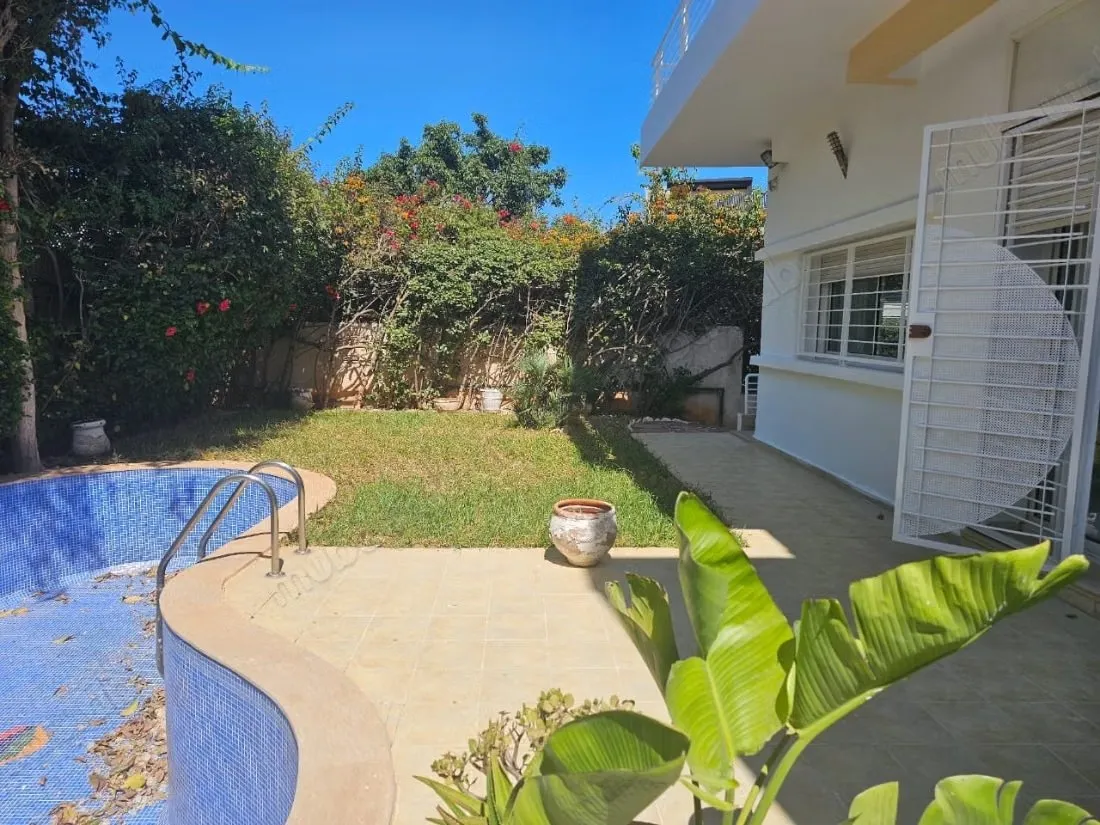 Location Villa Quatier Ain Diab - الدار البيضاء (2)