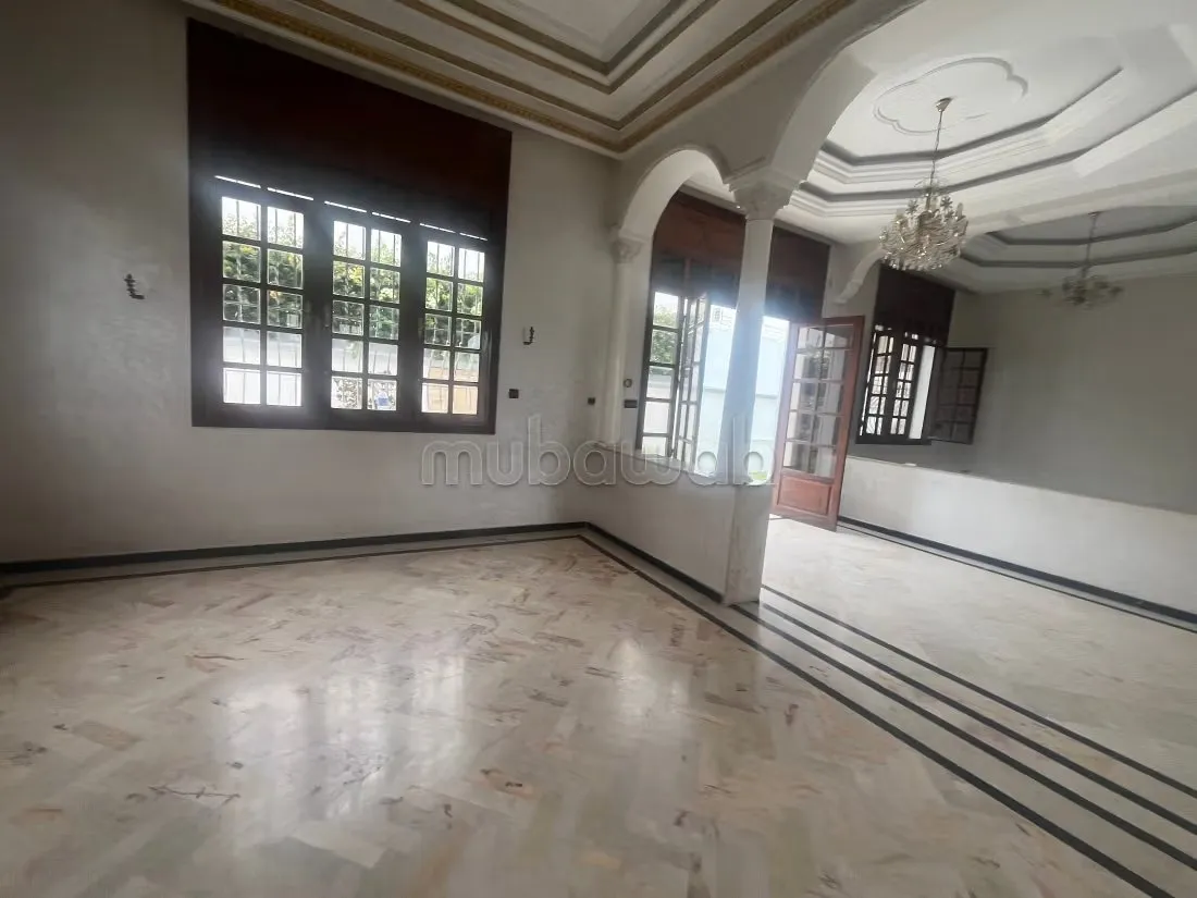 À 4 min du CFC, location d une Villa de 600 m2 quartier Laym... - الدار البيضاء (2)
