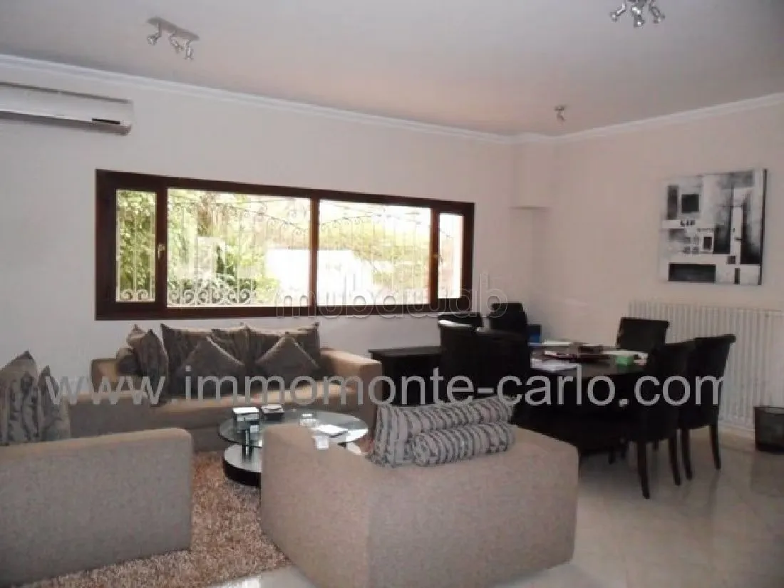 Location villa haut standing à Rabat avec piscine - الرباط (3)