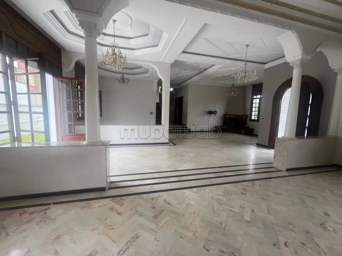À 4 min du CFC, location d une Villa de 600 m2 quartier Laym... - الدار البيضاء (3)