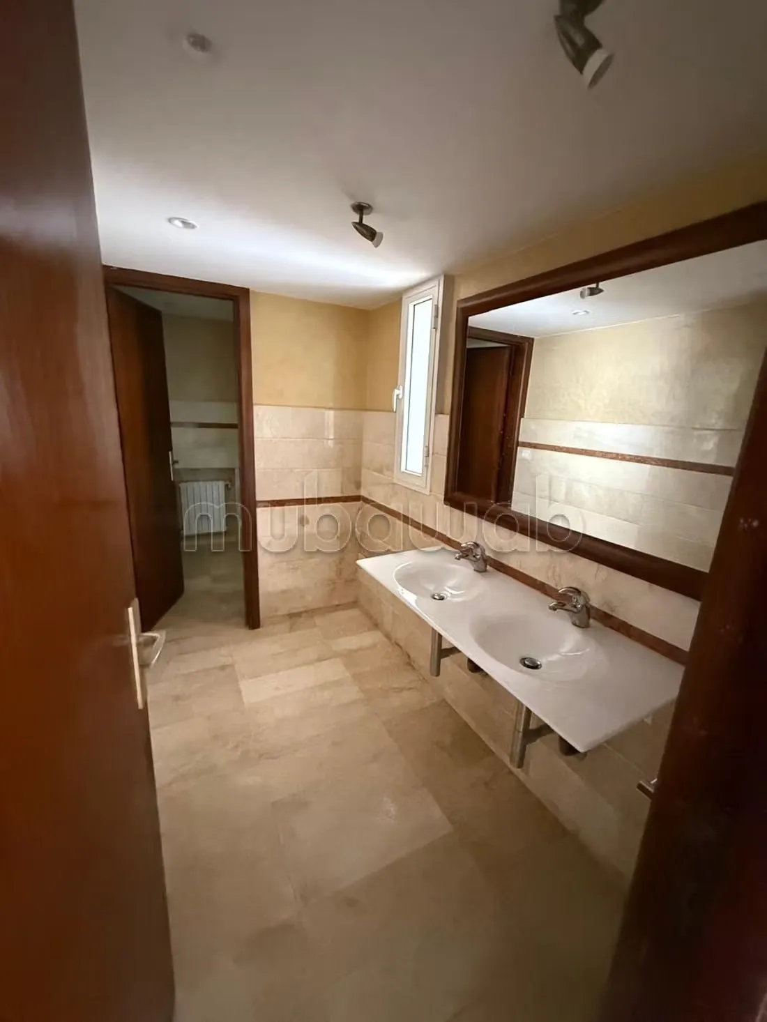 Magnifique villa à louer à Souissi. 7 pièces. Belle terrasse... - الرباط (3)