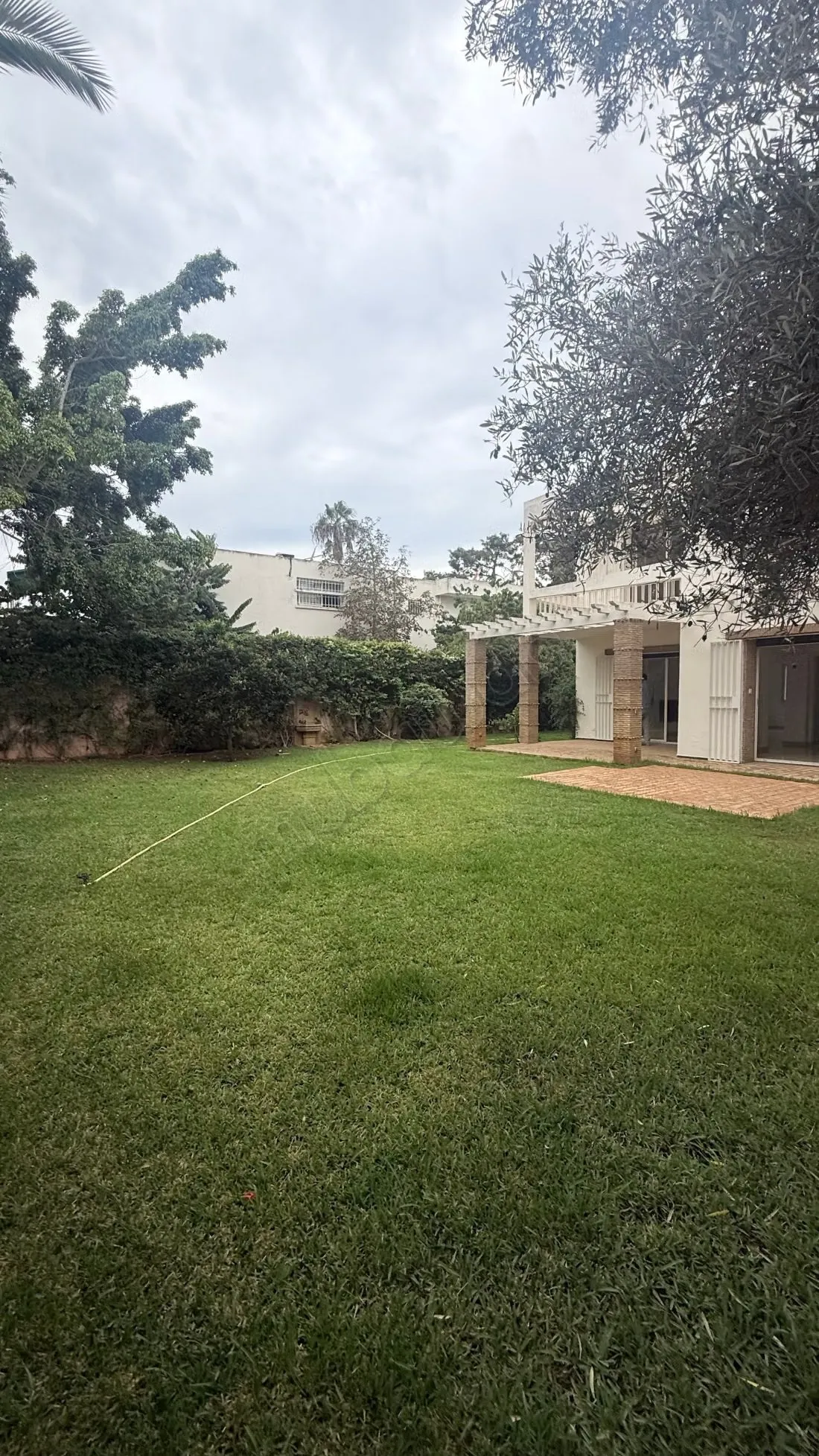 Villa d'exception A LOUER bien située à SOUISSI - الرباط (2)