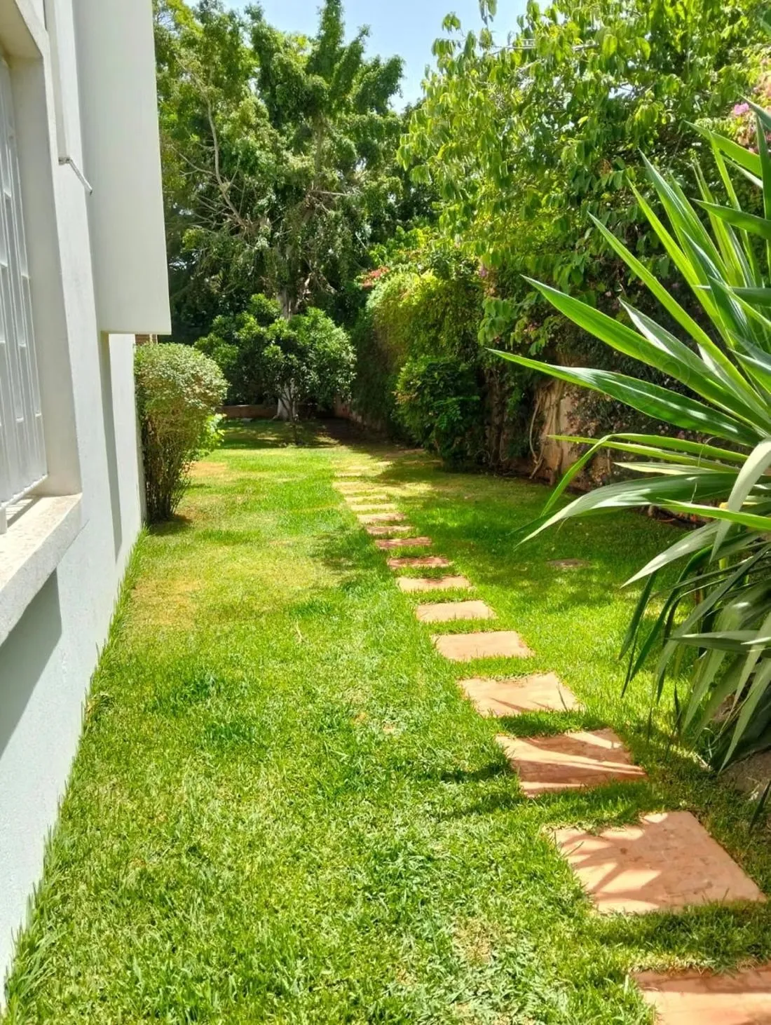 Villa d'exception A LOUER bien située à SOUISSI - الرباط (3)