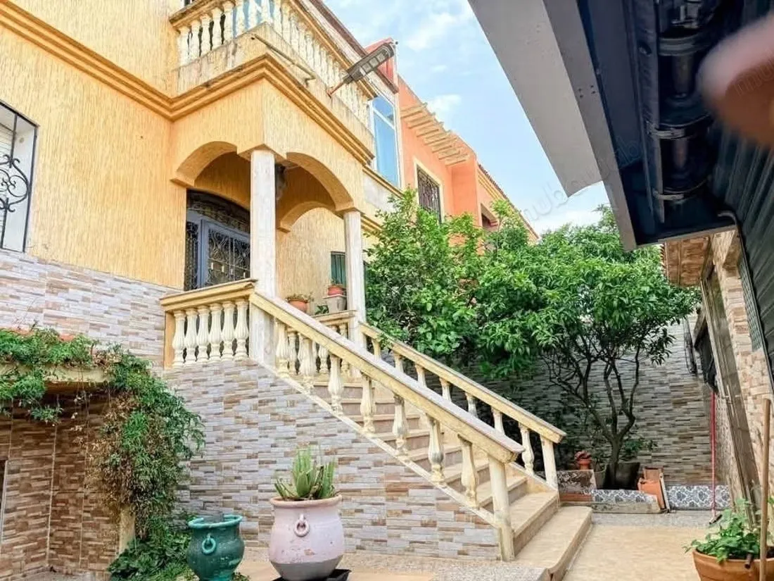 Maison magnifique à vendre à Al-Filin. 4 chambres. Meublé - بن سليمان (3)