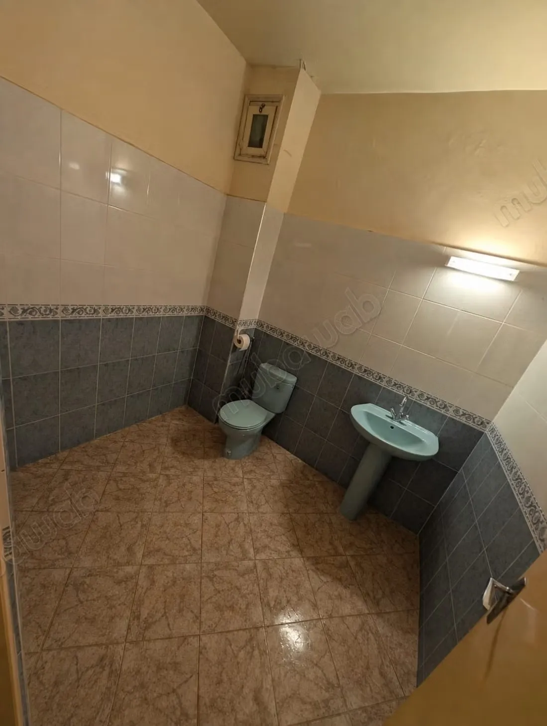 Maison 110 m2 au sol sur 3 étages à Temara centre - تمارة (3)
