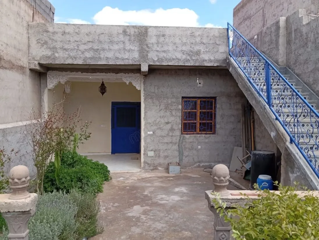 Maison à vendre d'une superficie de 300 mètres à 3 km de la... - أوريكا