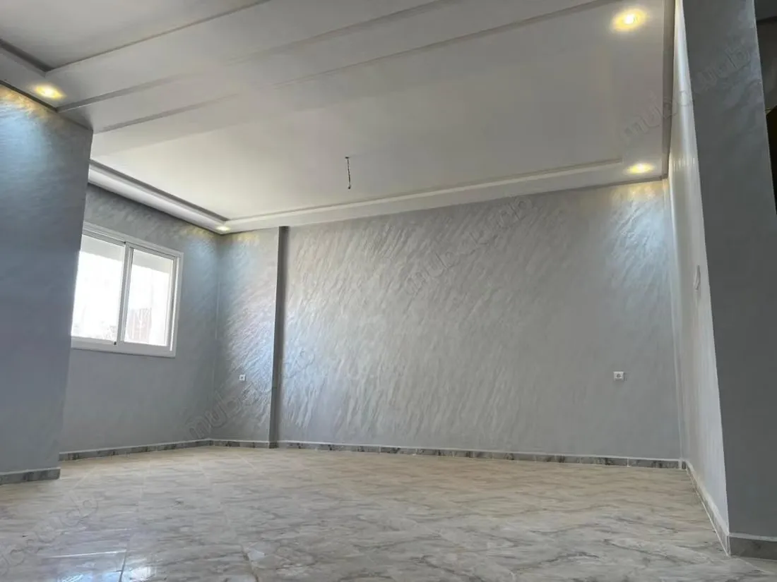 Maison à Vendre - عين الشقف (2)