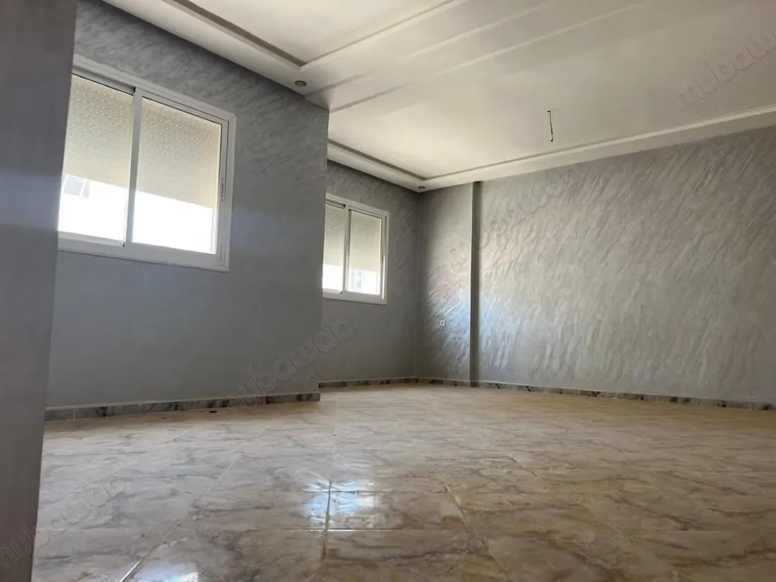 Maison à Vendre - عين الشقف (3)