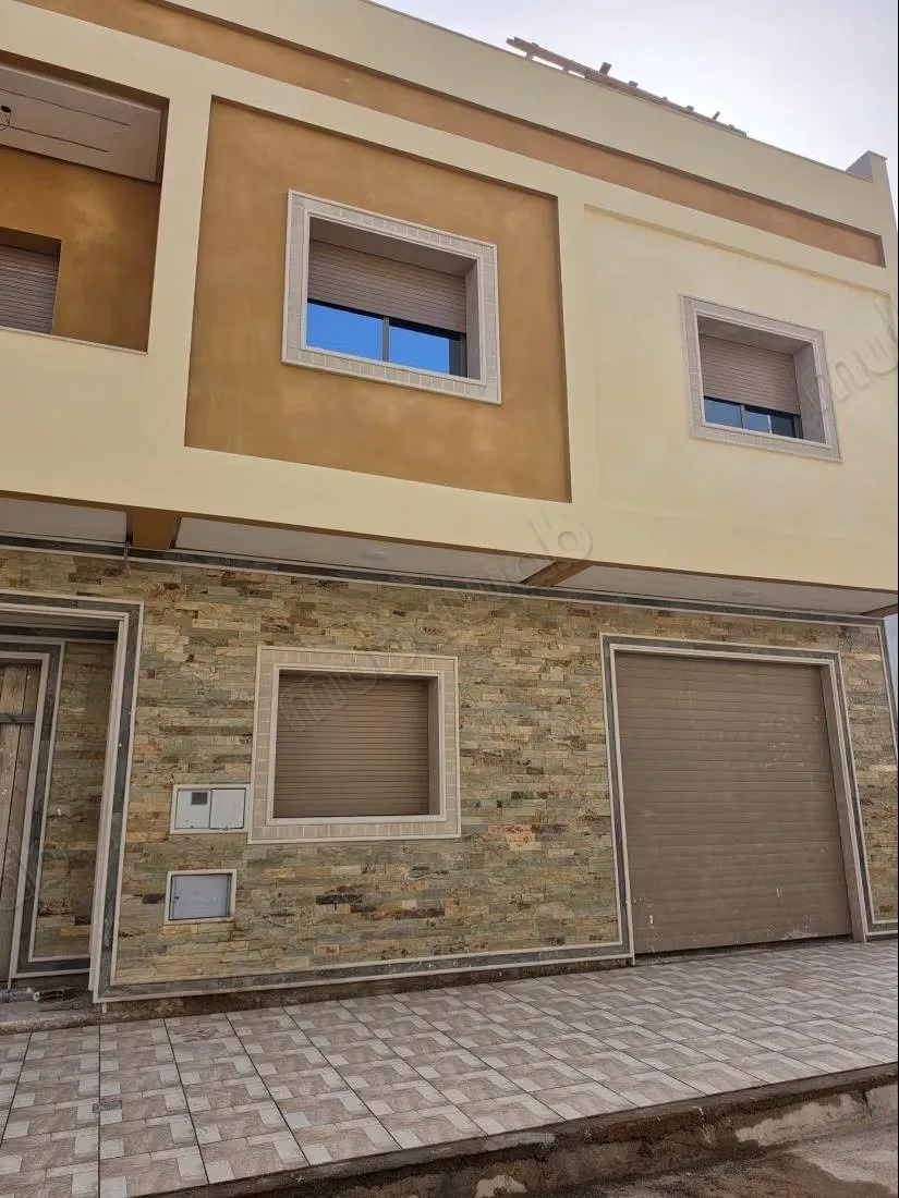 Une belle maison a vendre - سلوان