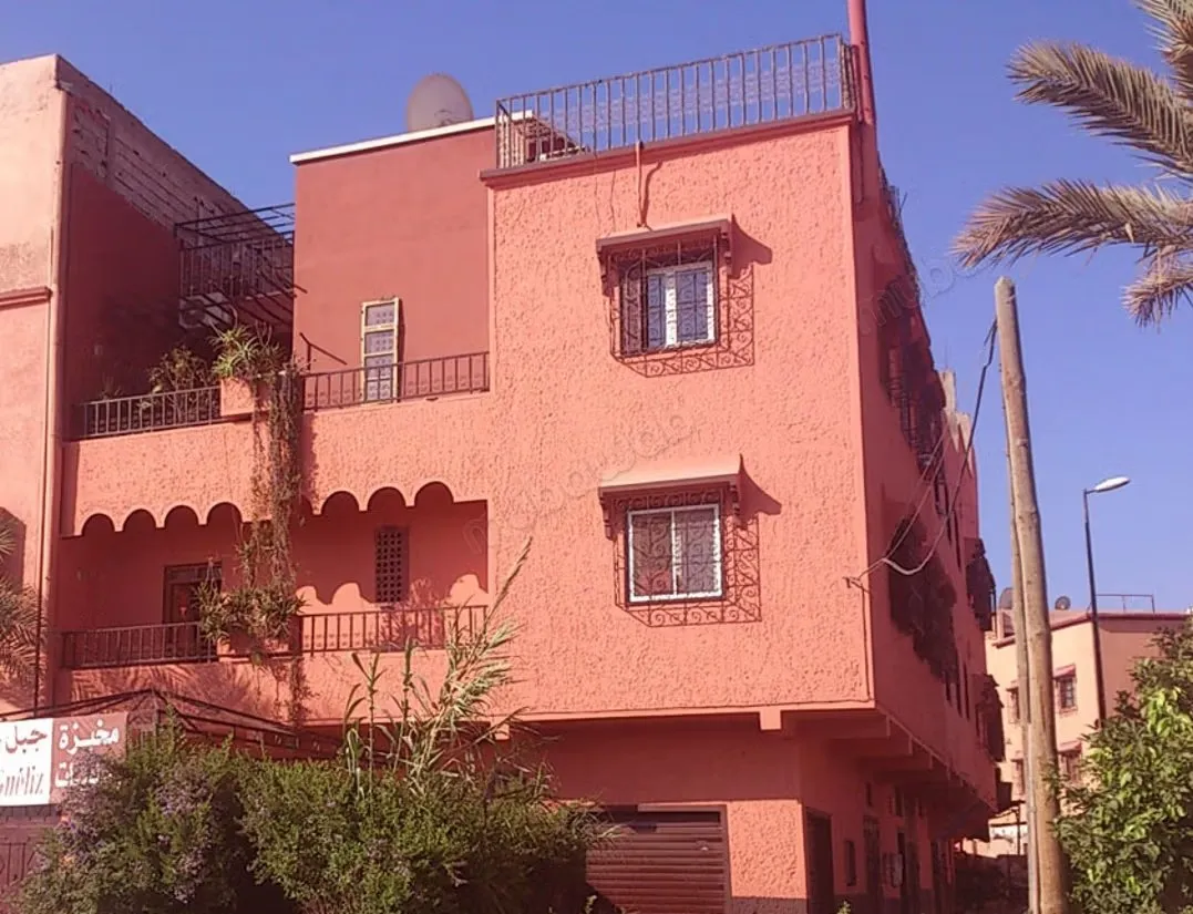 Immeuble indépendant avec 3 appartements - مراكش