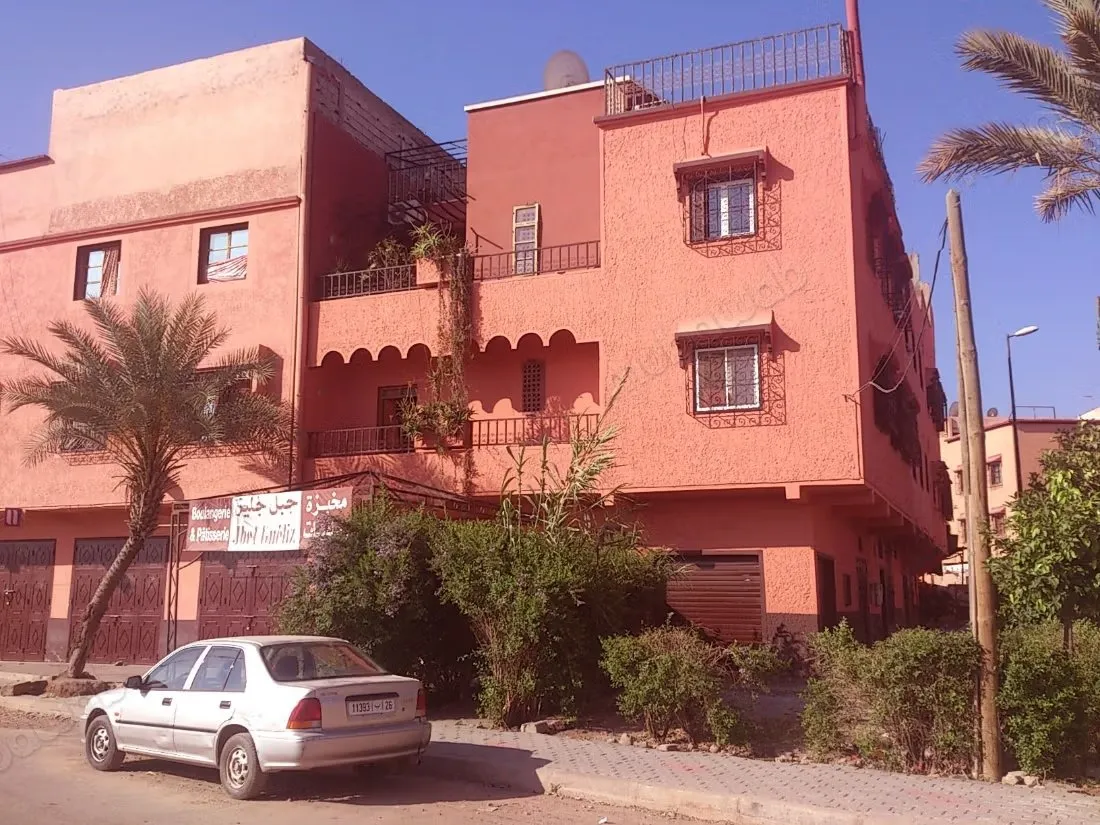 Immeuble indépendant avec 3 appartements - مراكش (2)