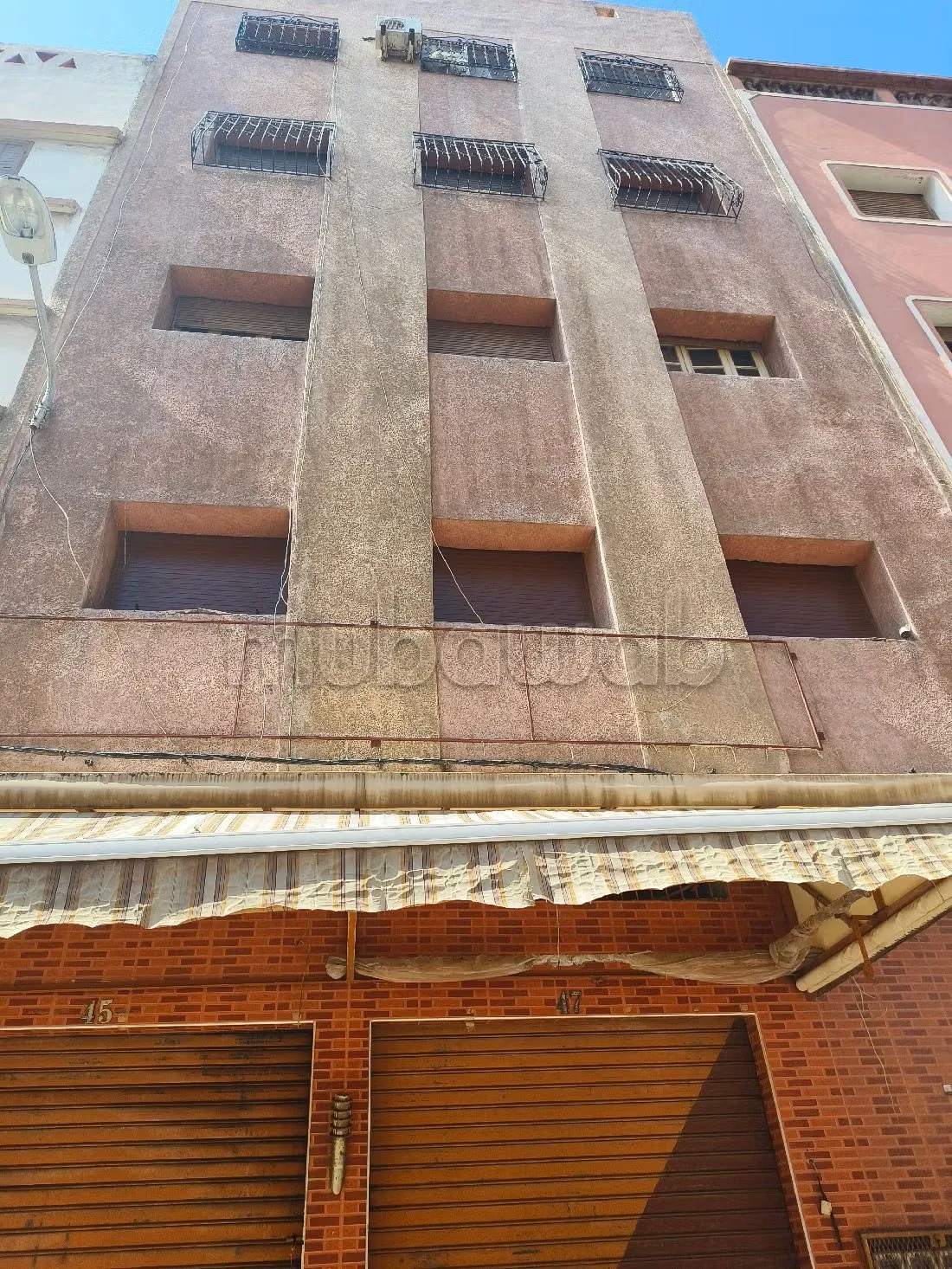 Immeuble de 4 étages 2 grand Magazins - الدار البيضاء (2)
