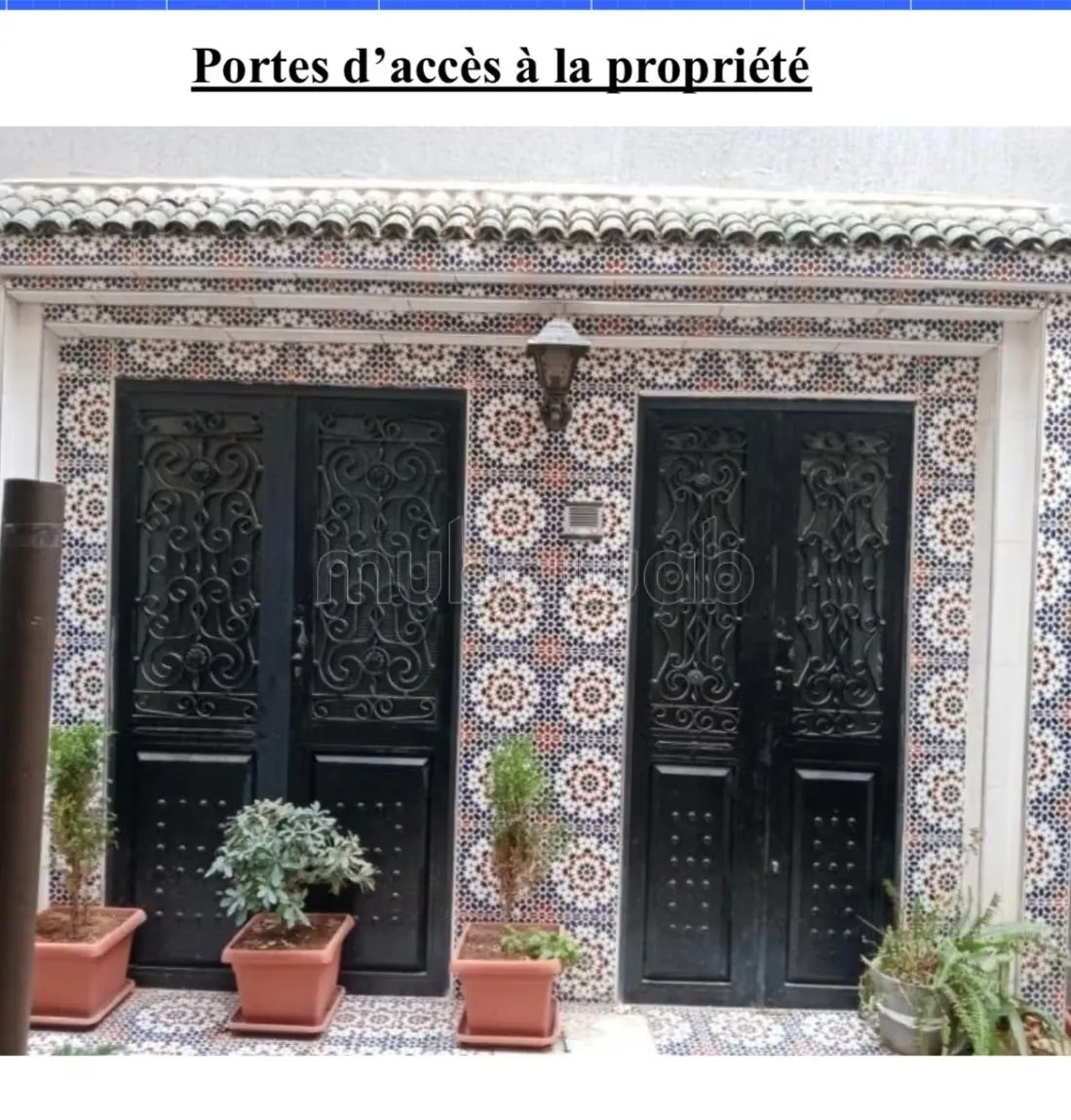 Maison titrée face à la Place Lhdim, Médina - مكناس