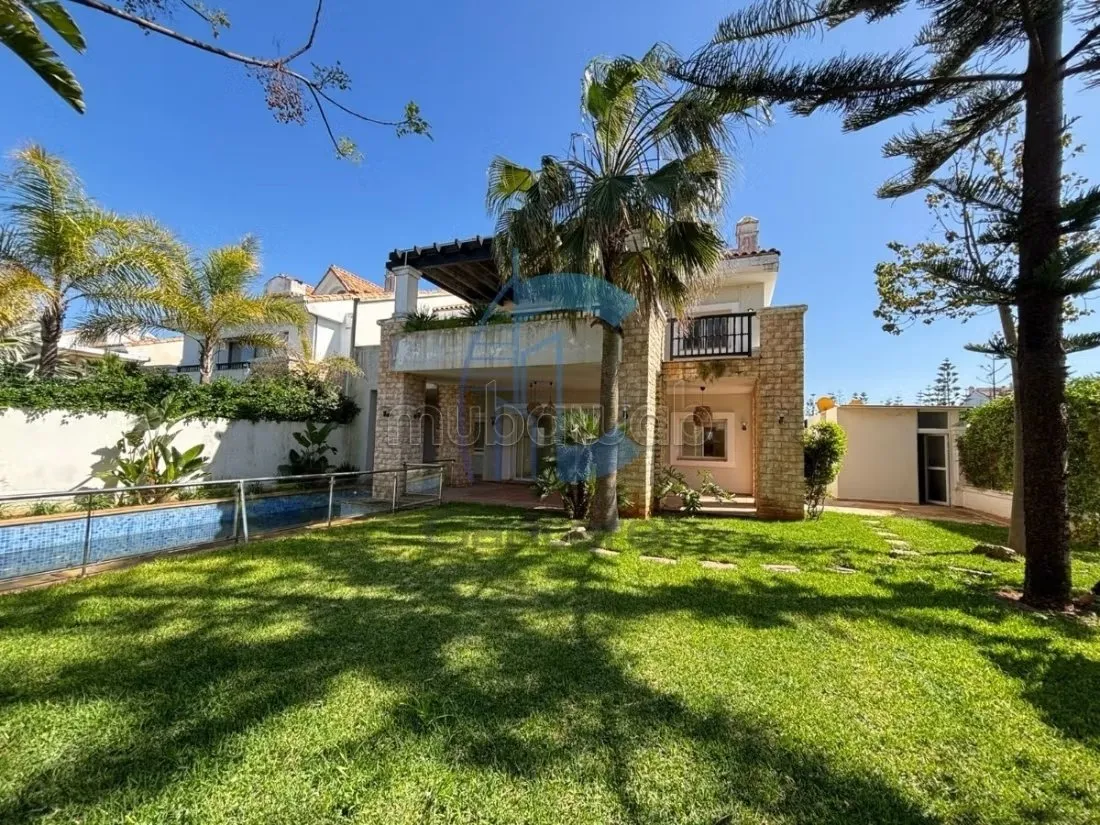 À la vente – Villa haut standing à Dar Bouazza - دار بوعزة
