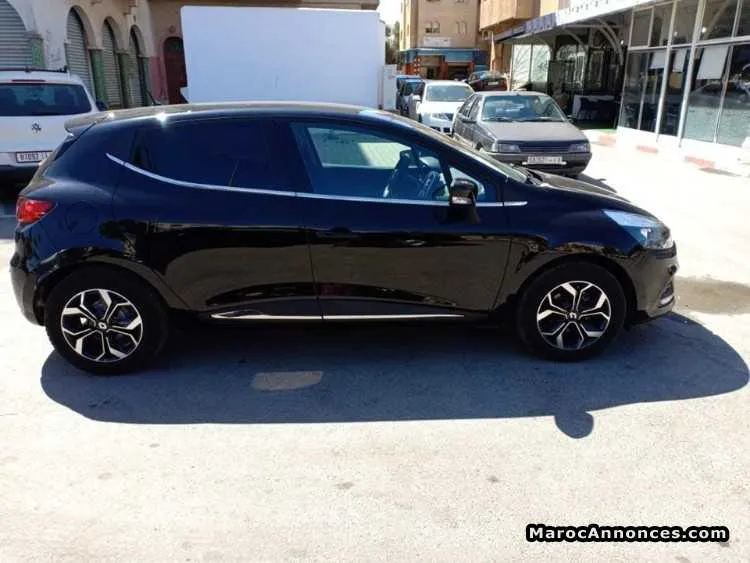 Renaut clio 4 noir - تمارة (3)