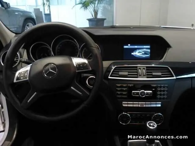 Mercedes classe c 220 - الدار البيضاء
