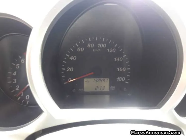 Voiture a vendre - مراكش (3)