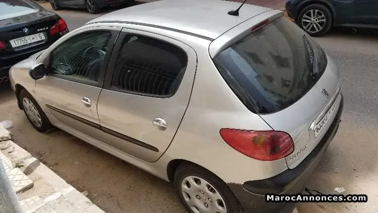 Peugeot 206 essence à vendre - الدار البيضاء