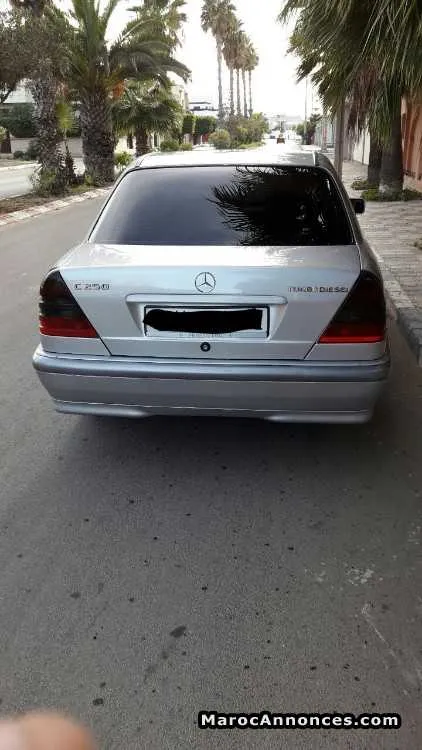 Mercedes c250 a vendre - الناظور (2)