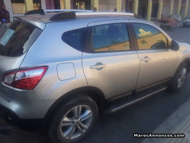 Nissan qashqai 4*2 diesel premier  main - الدار البيضاء (2)
