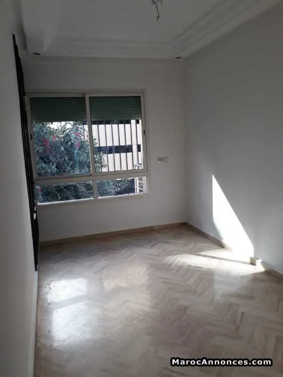 Appartement à  casablanca / centre ville - الدار البيضاء (2)