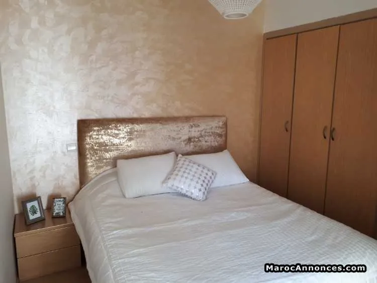 Appartement à vendre - Autre ville / (2)