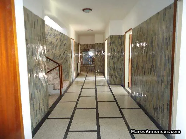 Villa usage bureau de 600m² a louer a souissi - الرباط (2)