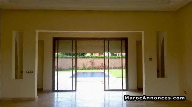 Villa de 700 m² avec piscine privative - مراكش (3)