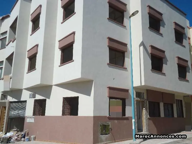 Maison 340m2 r+2 quartier salam 2 façades - الجديدة