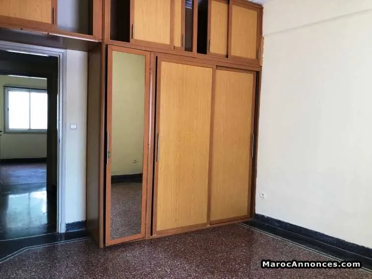 Location appartement avec terrasse à hassan - الرباط (3)