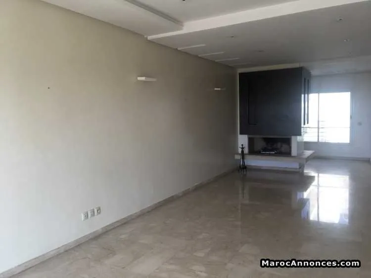 Appartement en location à ain diab - الدار البيضاء (2)