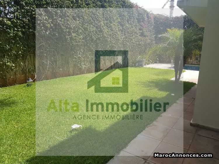 Villa de 900 m2 californie - الدار البيضاء (2)