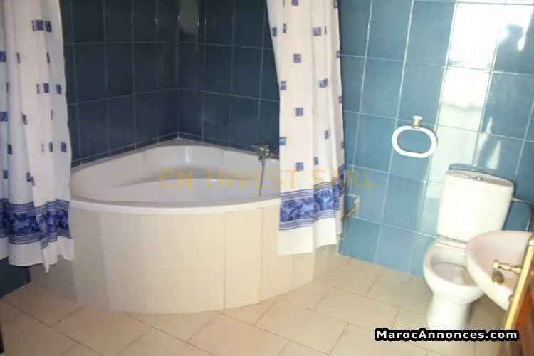 Location villa 12500dh france ville - الدار البيضاء (3)