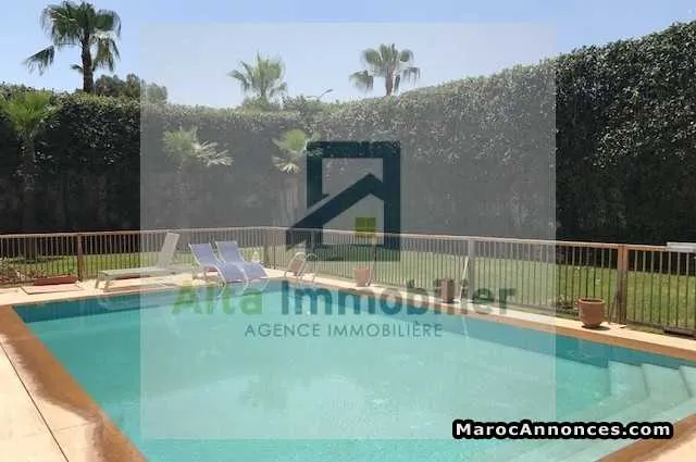 Villa de 650 m2 aïn diab - الدار البيضاء