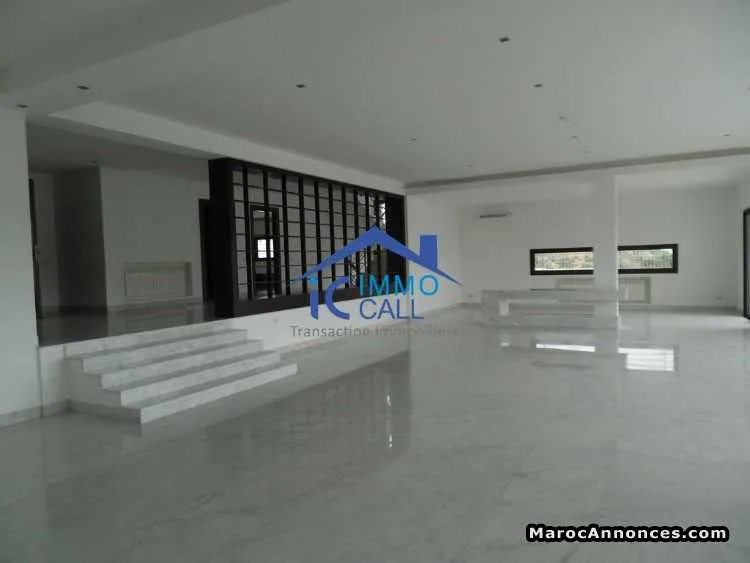 Villa 2000 m² en location à souissi - الرباط (3)