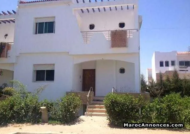 Villa neuve triplex de 240m2 - الرباط