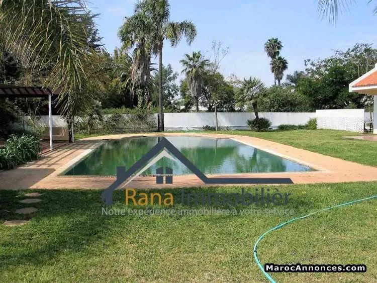 Villa meublée très originale à souissi rabat - الرباط (3)