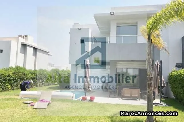 Villa de 700 m2 bouskoura - الدار البيضاء