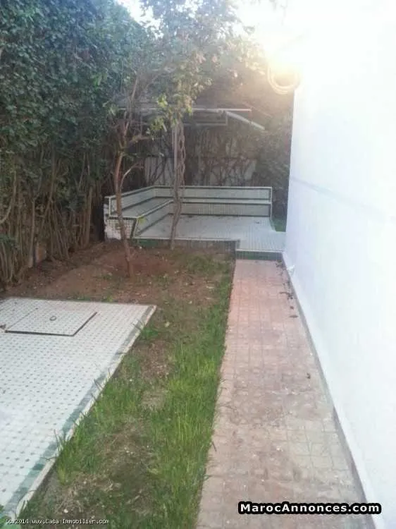 Location  villa 400 m² au cil. - الدار البيضاء