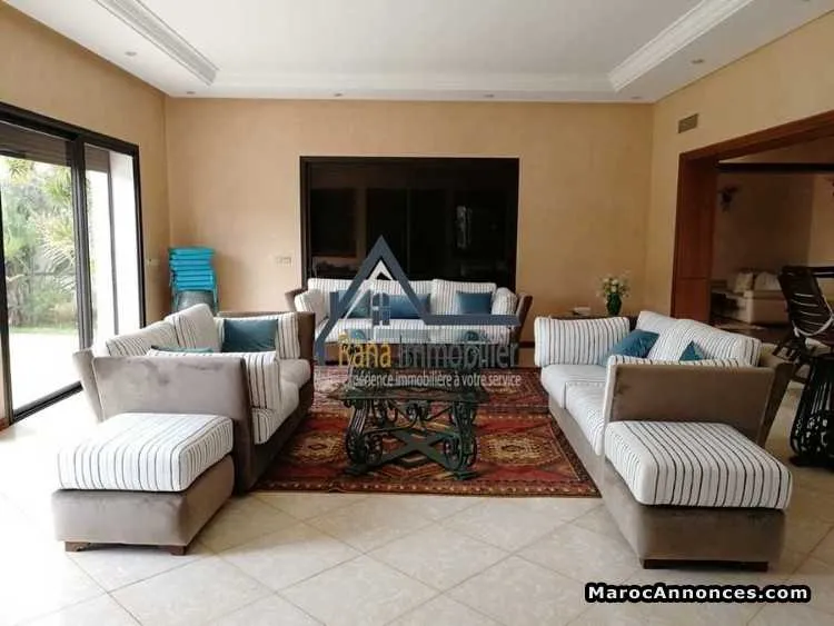 Villa de 1000m² meublée à louer à souissi - الرباط