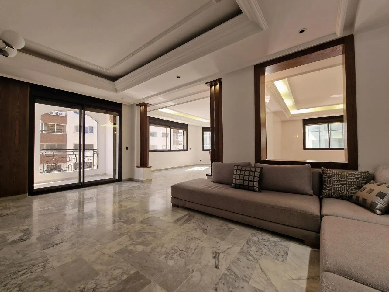 Magnifique appartement à Boulevard Anfa de 260m2 - الدار البيضاء (2)